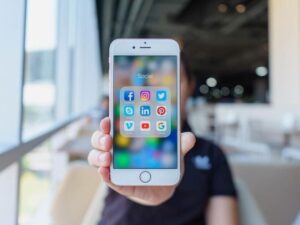 تطبيقات مجانية