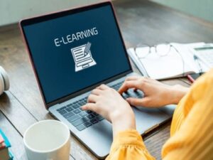 تطبيق Elsa Speak